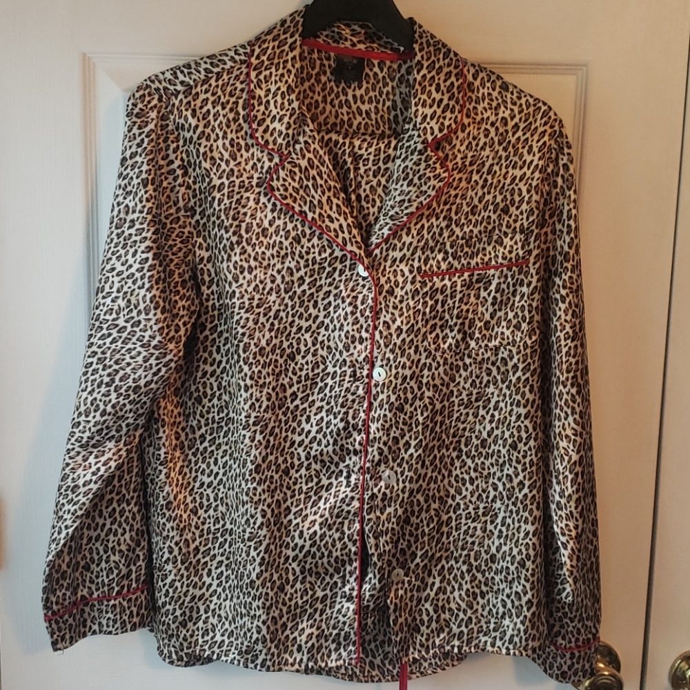 Silk pajama set - pants incpuded